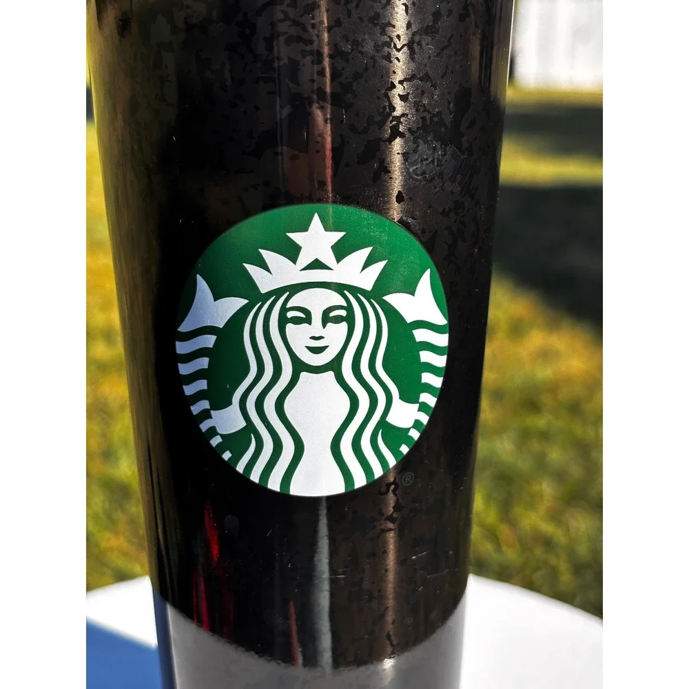 Starbucks sip style